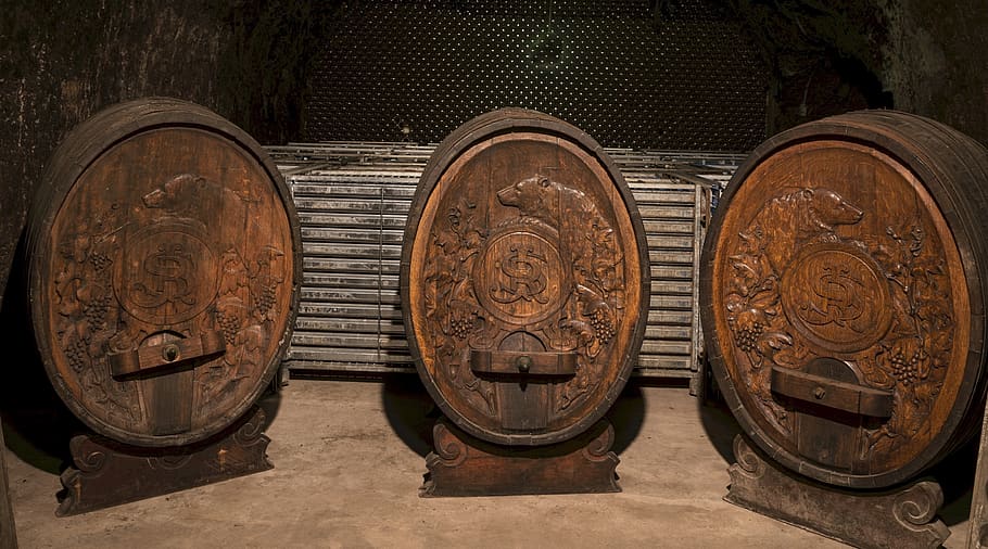 Дуб barrels oak vintage wine - Дуб