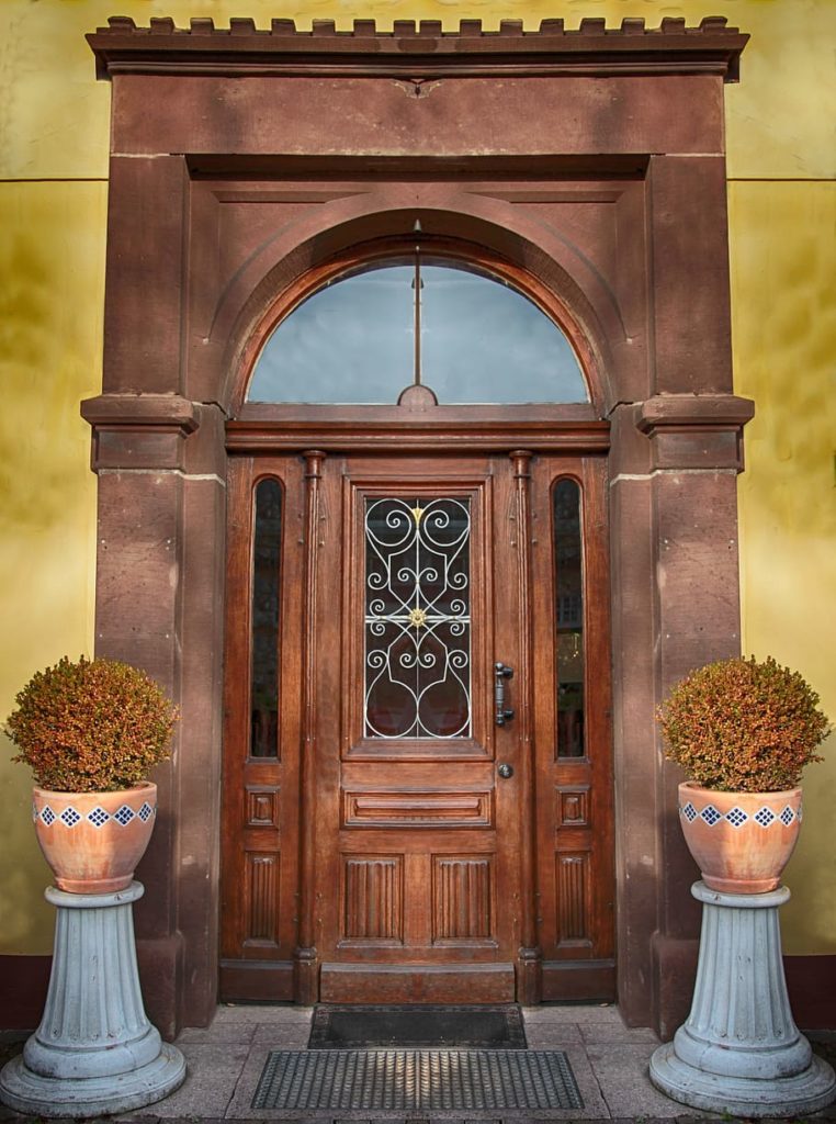 Дуб door front door old oak 1 762x1024 - Дуб