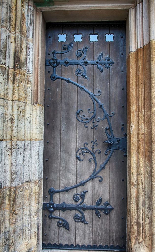 Дуб door oak old input range 629x1024 - Дуб