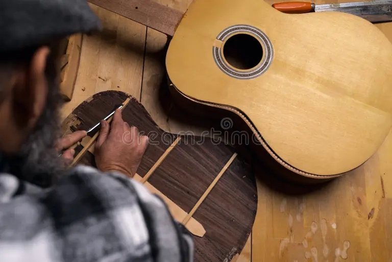 Красное дерево tablicza glavnoj luthiers derevo mastera kogda my obsuzhdaem s razdolbaet 178904550 - Красное дерево